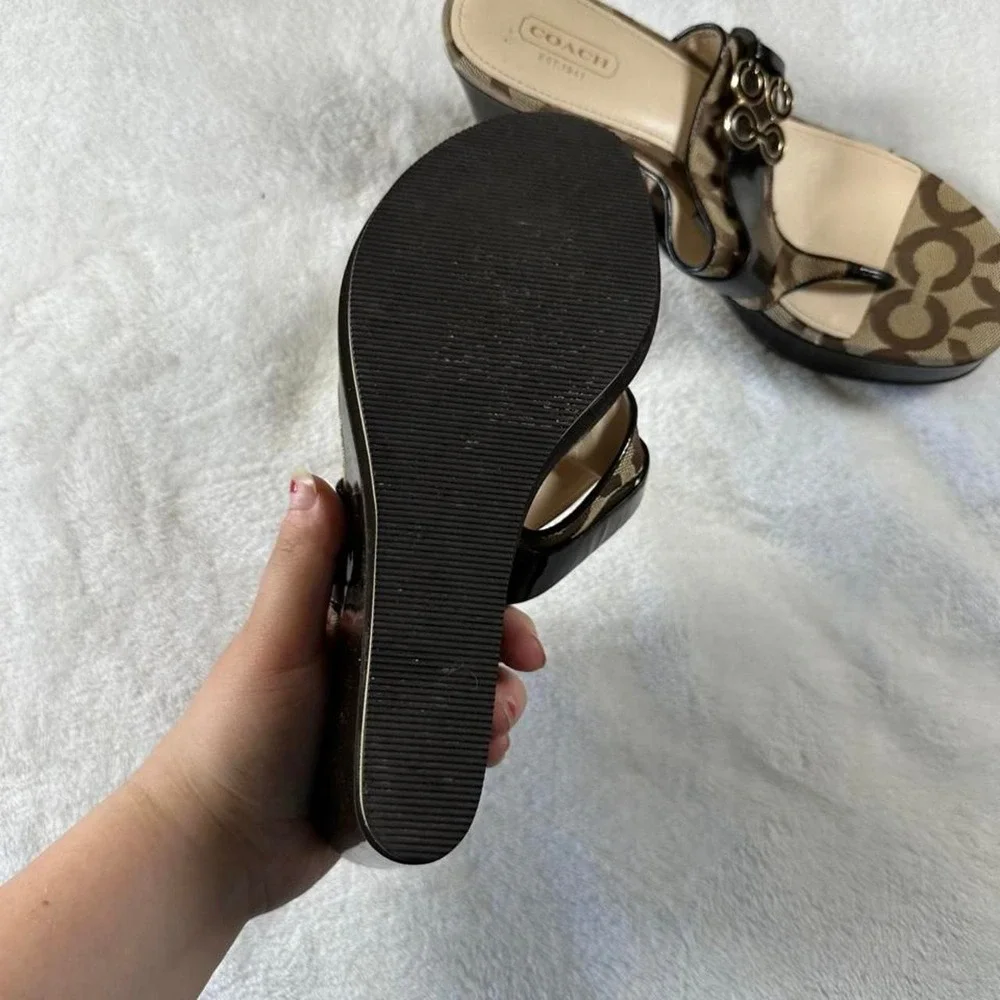 Coach Gypsy brown signature monogram wedge thong sandals y2k mcbling fairy boho
